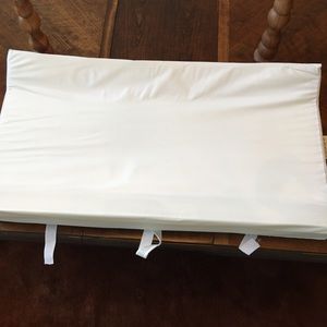 Munchkin Changing Pad